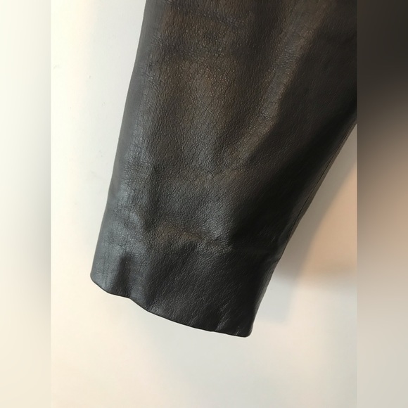100% Leather Jacket - Picture 2 of 12